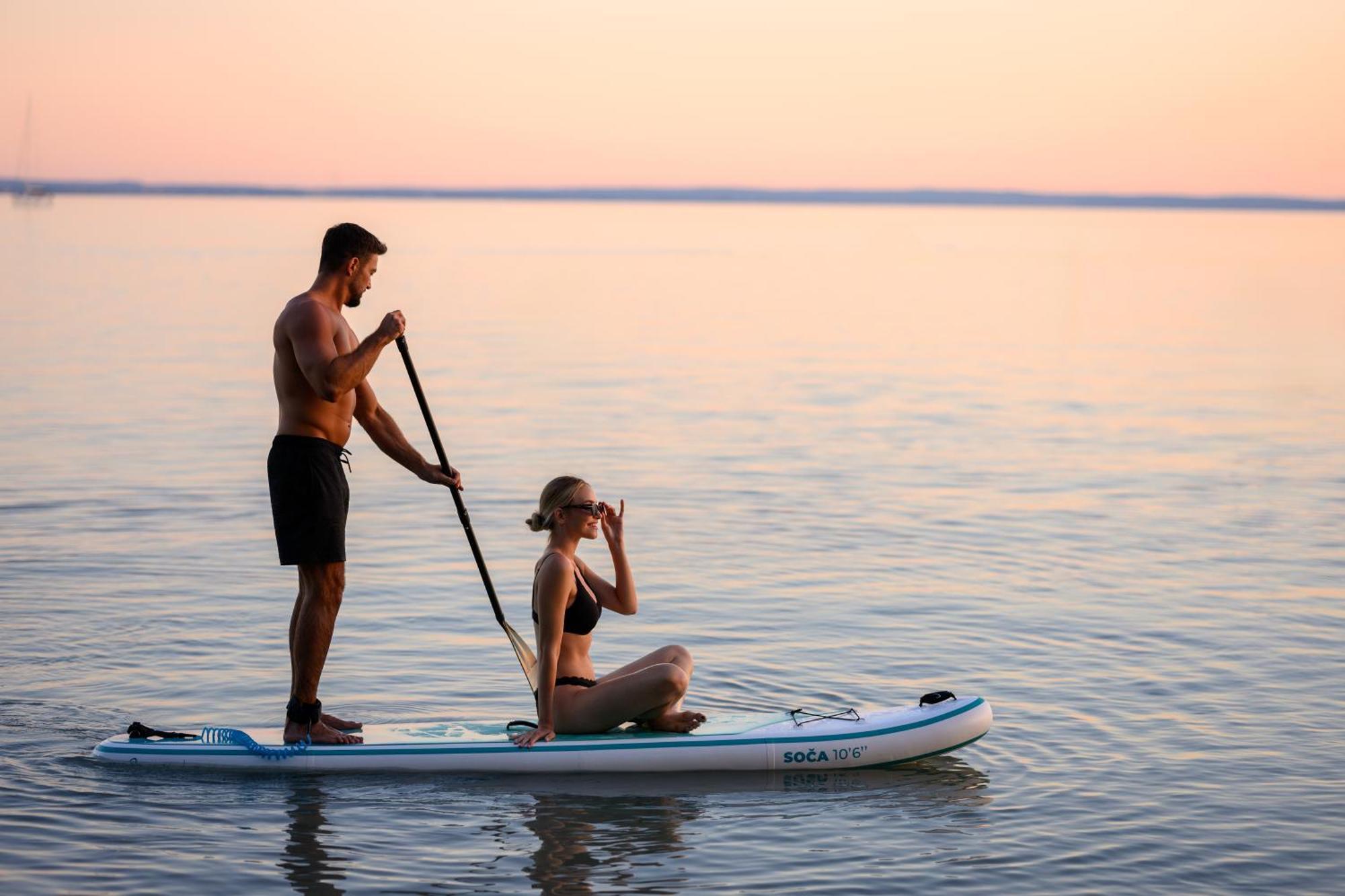 Kenese Bay Garden & Conference Balatonkenese